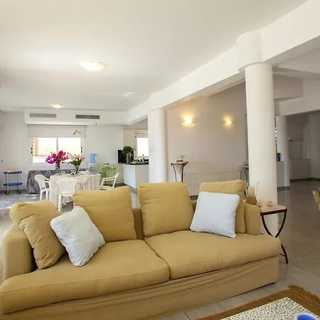 Holiday home Meneou Beachfront Sunset Perivolia