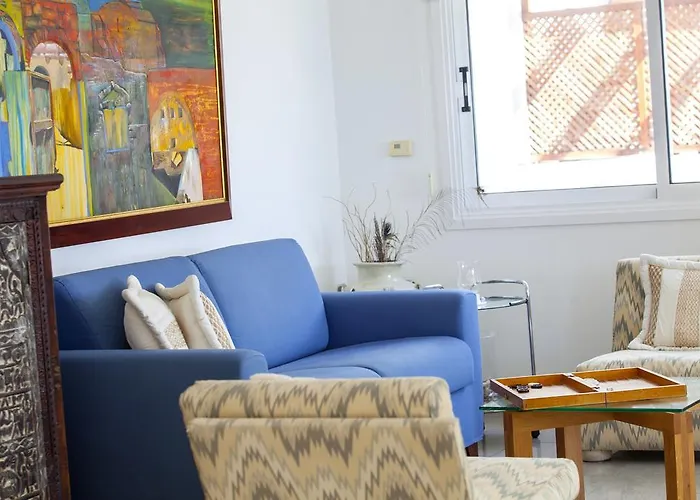 Meneou Beachfront Sunset Semesterbostad *