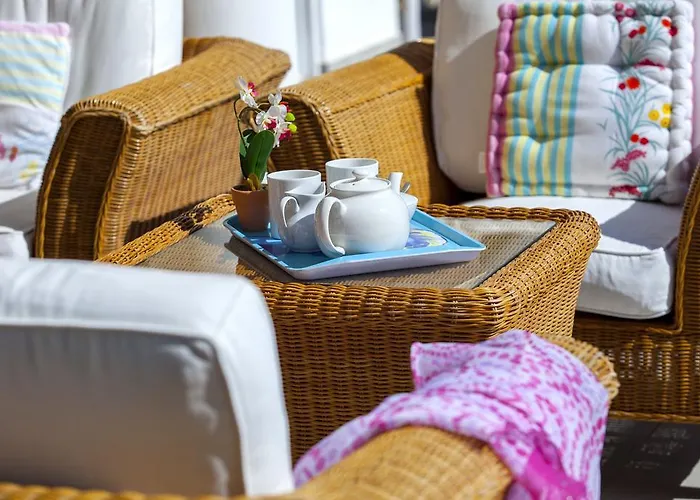 Meneou Beachfront Sunset Semesterbostad