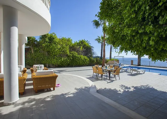 Meneou Beachfront Sunset * Perivolia