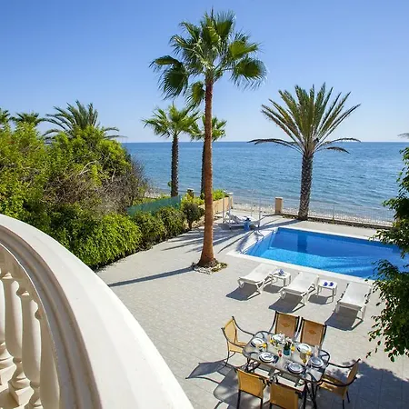 Meneou Beachfront Sunset Holiday home Perivolia