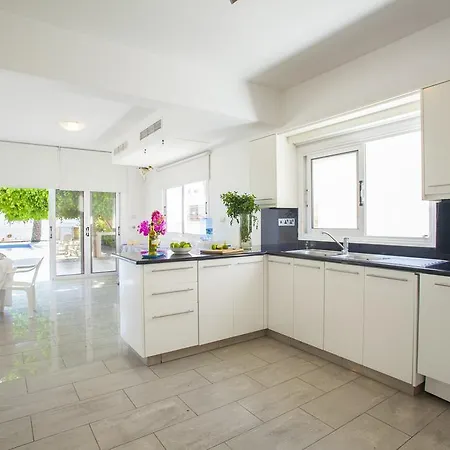 Meneou Beachfront Sunset *