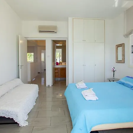 Holiday home Meneou Beachfront Sunset