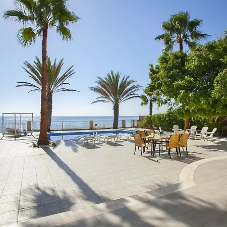 Meneou Beachfront Sunset