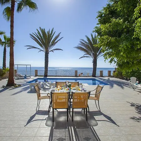 Holiday home Meneou Beachfront Sunset Perivolia