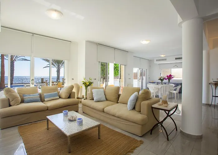 Meneou Beachfront Sunset Prázdninový dům *