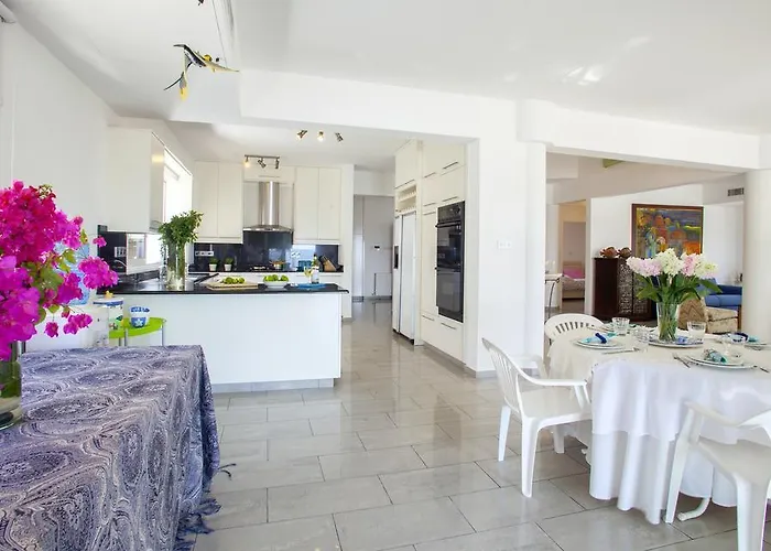 Meneou Beachfront Sunset Prázdninový dům *